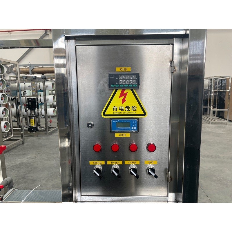 2L/時間生産性 迅速かつ効率的な水浄化のためのEDIシステム