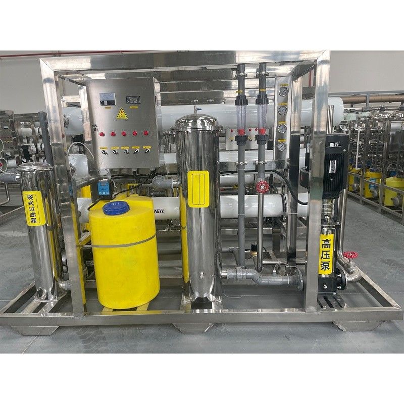 オート PLC 6m3 / h 産業用 RO 水濾過浄化システム