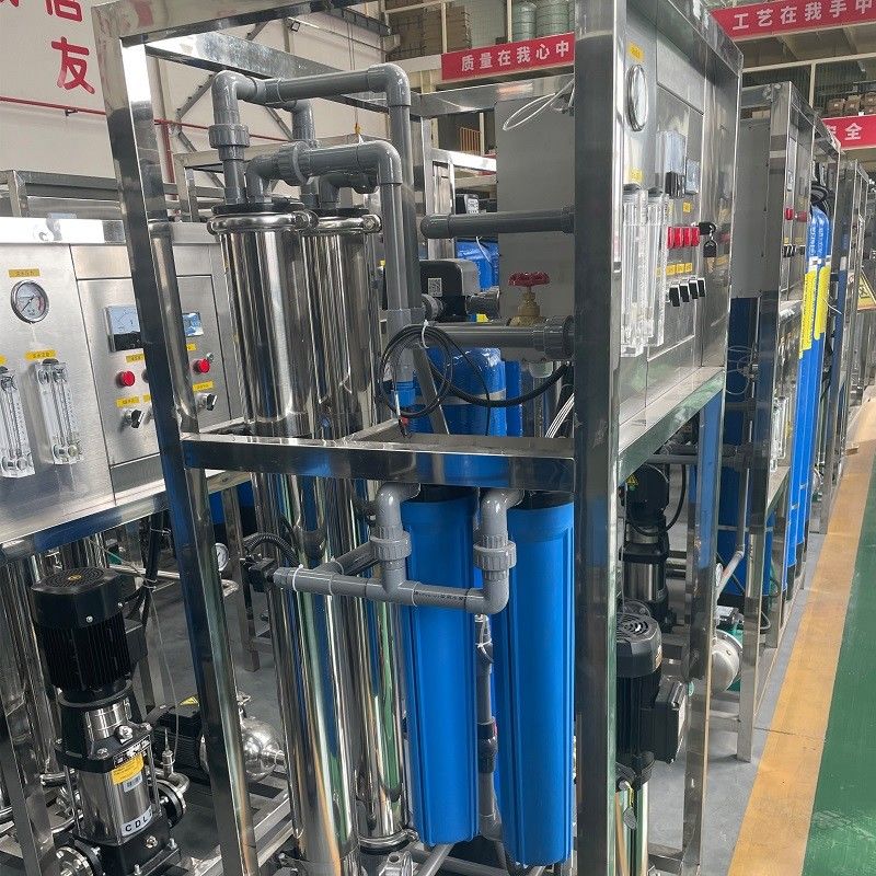 純鉱物飲料水の浄化のための260kgの重量ROシステム浄化フィルター