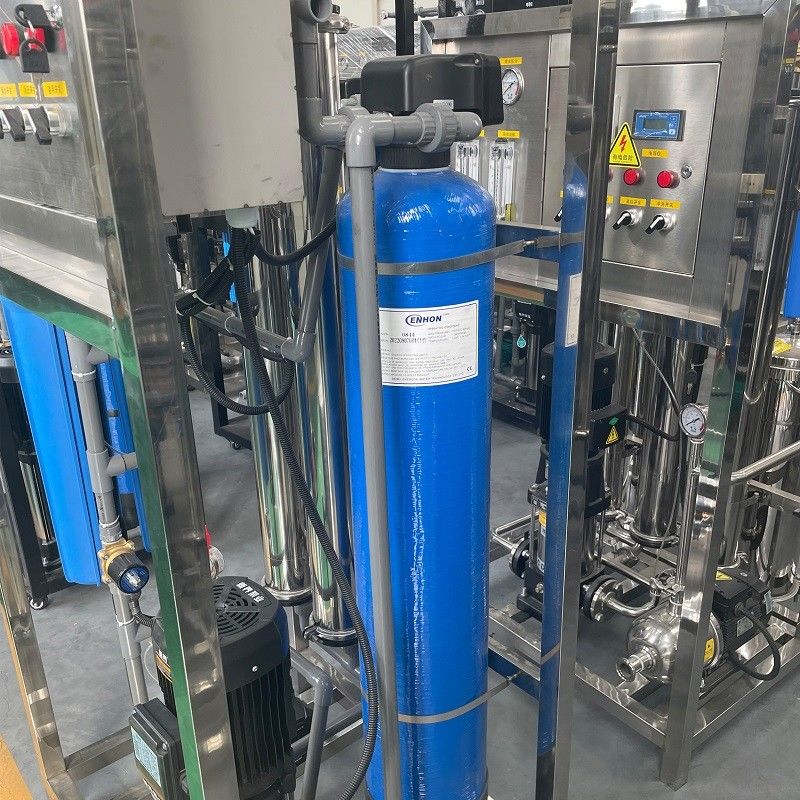 純鉱物飲料水の浄化のための260kgの重量ROシステム浄化フィルター