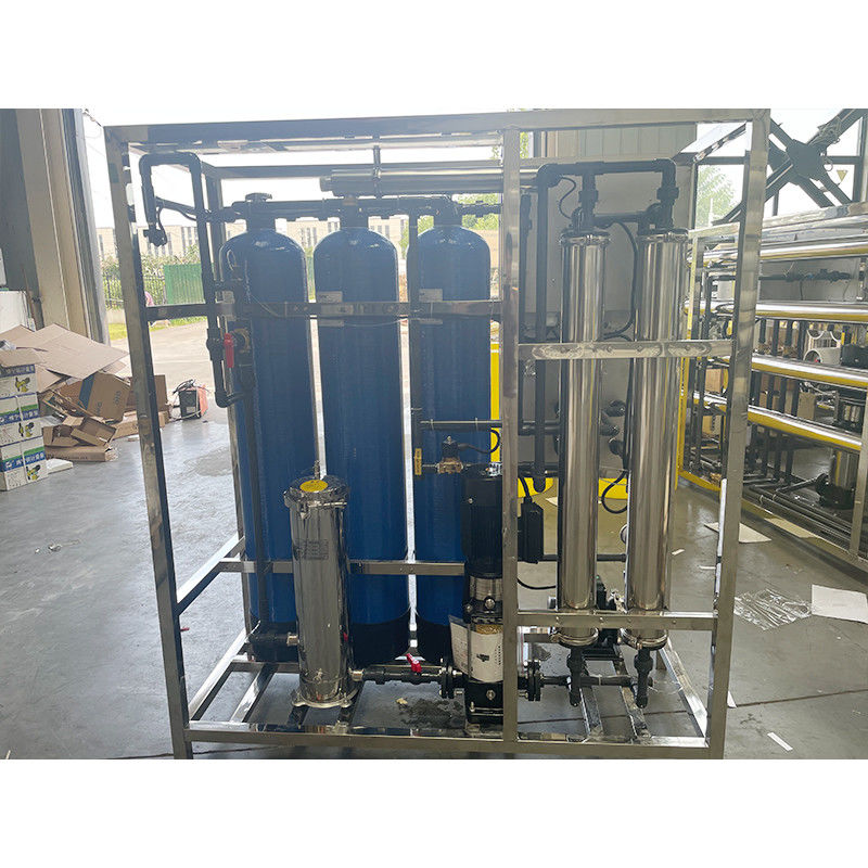 0.2-0.4MPa 500LPH 3つのFRP逆オスモス水浄化システム