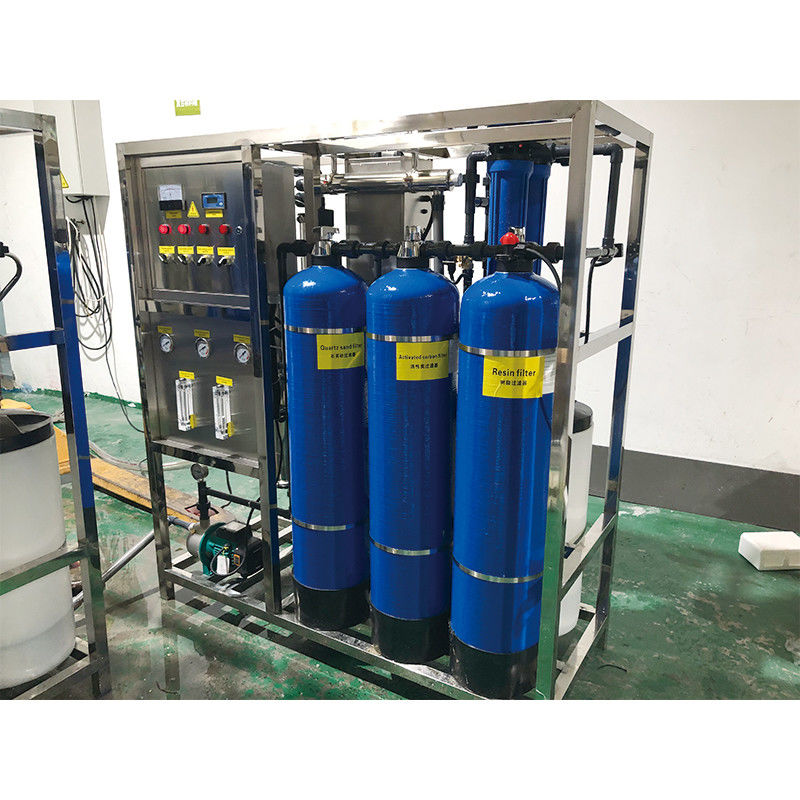 水温 10-40C 完全ボトルライン水処理のための逆オスモースシステム